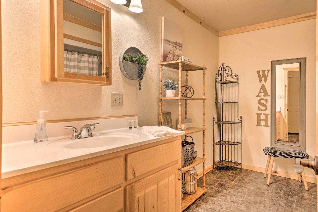 Vila Broken Bow Retreat On 2 Acres With Hot Tub And Deck! Exteriér fotografie